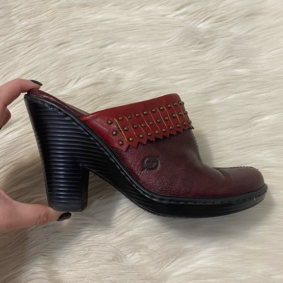Born Red Metallic Maroon Leather Fringe Studded Boho Heeled Mules Slip On Clogs - Picture 4 of 10